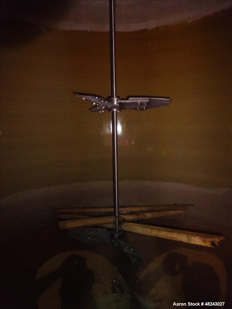 Used Augusta Fiberglass Tank, 1,930 Gallon, Vertical.
