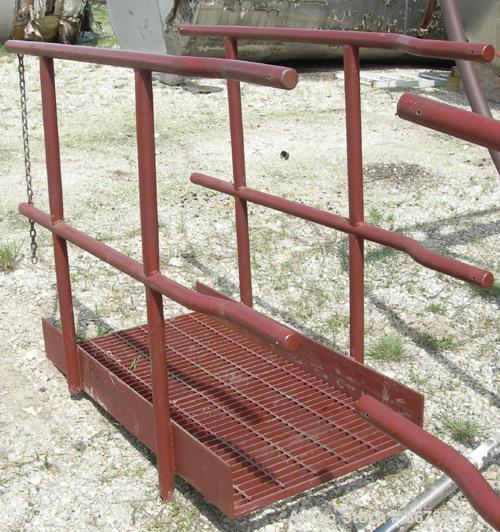USED: Viatec resin fab tank, 5306 gallon, fiberglass, vertical. Approximate 120" diameter x 92" straight side. Dished top, flat bottom. Internal rated atmos at 200 deg F. Off center top entering Ligh...