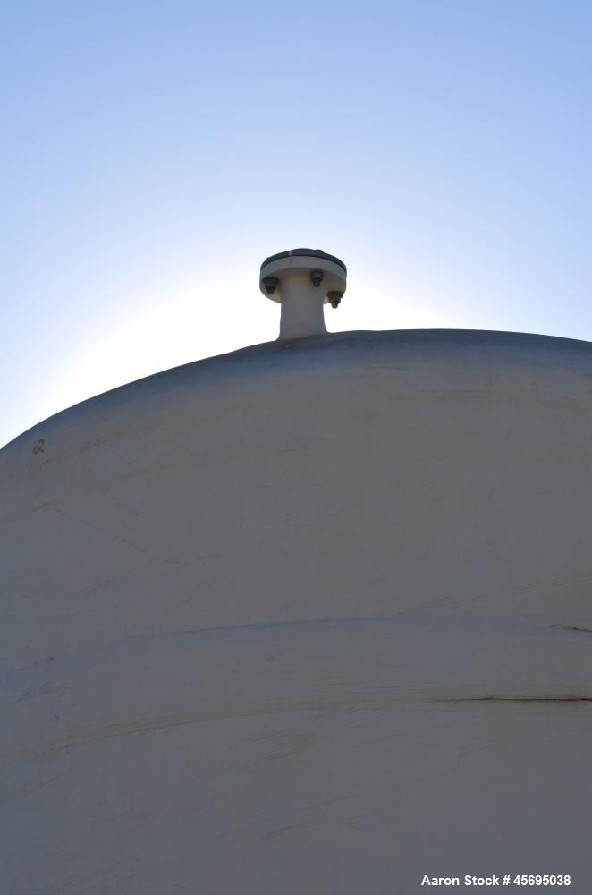 Used Xerxes Fiberglass Tank, 4030 Gallon, 20 MIL C-Glass, Verical. Approximate 96" diameter x 132" straight side, dished top, flat bottom. Top openings (2) approximate 3", side bottom man way with co...