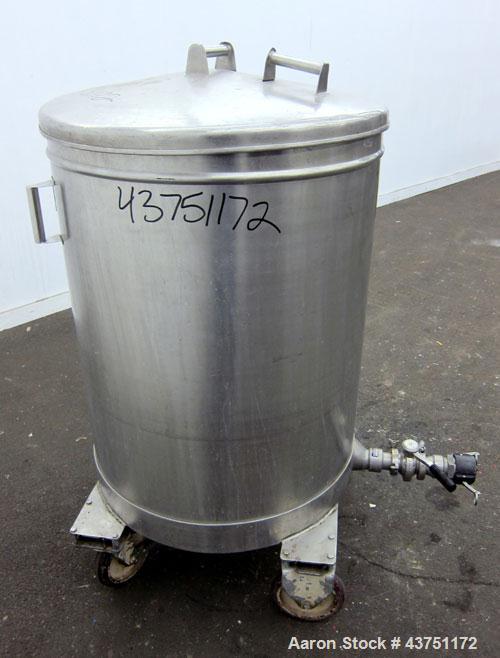 Used Tank, 100 Gallon, 304 Stainless Steel, Vertical.  Approximately 31" diameter x 38" straight side.  Open top with a 1 piece cover, 1" sloped bottom.  2-1/4" Side bottom outlet.  Skirt mounted wit...