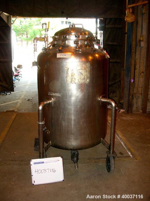 Used Used: Walker Stainless Pressure Tank, 150 gallon, 316 L stainless steel, vertical. 34" diameter x 39" straight side, dished top and bottom. Internal rated FV/120 psi at 300 deg.f.. Openings top ...
