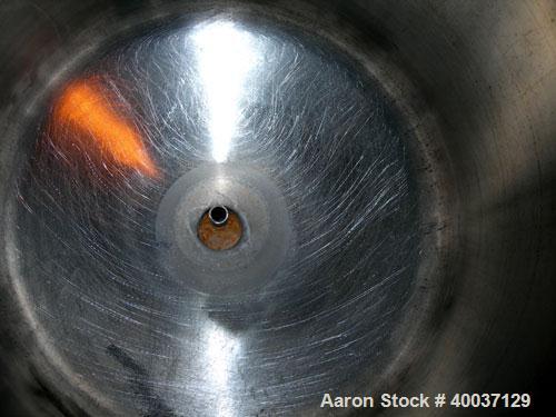 Used Used: Javo N.V. Alkmaar pressure tank, 100 gallon, stainless steel, vertical. 30" diameter x 30" straight side, dished top and bottom. Internal rated 50 psi at 300 degf.. 15" top manway with cov...