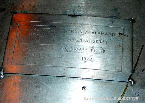 Used Used: Javo N.V. Alkmaar pressure tank, 100 gallon, stainless steel, vertical. 30" diameter x 30" straight side, dished top and bottom. Internal rated 50 psi at 300 degf.. 15" top manway with cov...