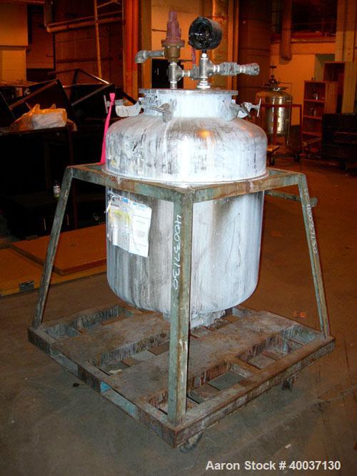 Used-Used: Javo N.V. Alkmaar pressure tank, 100 gallon, stainless steel, vertical. 30" diameter x 30" straight side, dished ...