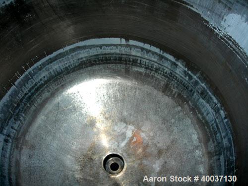 Used Used: Javo N.V. Alkmaar pressure tank, 100 gallon, stainless steel, vertical. 30" diameter x 30" straight side, dished top and bottom. Internal rated 50 psi at 300 degf.. 15" top manway with cov...