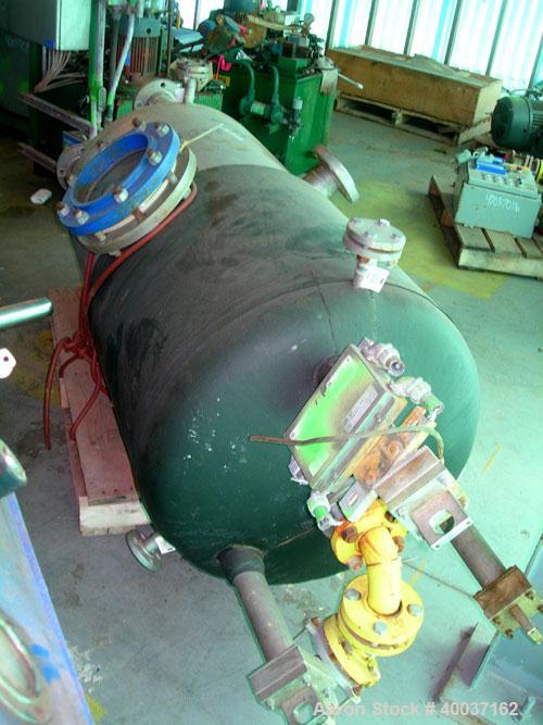 Used Used: Acme Industrial Pressure atnk, 130 gallon, stainless steel, vertical. 28" diameter x 48" straight side, dished top and bottom. Internal rated fv and 60 psi at 350 deg.f.. Openings top (5)3...