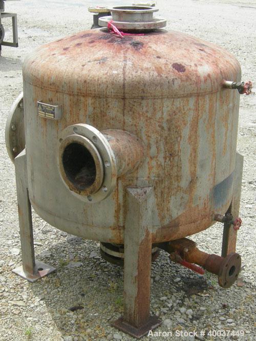 Used Douglas Brothers tank, 100 gallon, 321 stainless steel, vertical. 36" diameter x 24" straight side, dished top and bottom. Internal rated 14 psi at 325 deg.f.. Openings top 6", side 12",6", 6" c...