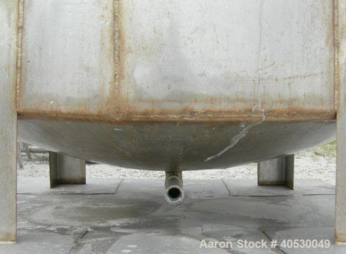 Used - CMT Environmental Services Tank, 175 gallon, 304 stainless steel. Approximately 32" diameter x 48" straight side. Flat open top with a 1 piece cover, dished bottom. Top entering agitator, 3/4"...