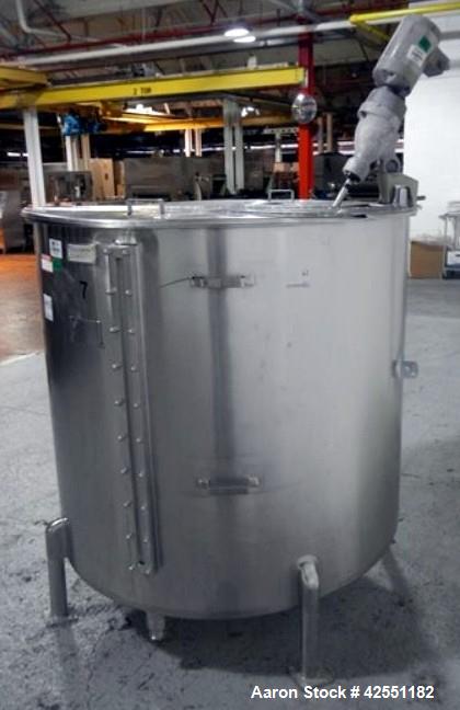 Used Bush Tank, 425 gallon, stainless steel construction, approximately 52" diameter x 48" straight side, open top with cover, flat slopping bottom, 2" bottom outlet, clamp on .5 hp, 230/460 volt Che...