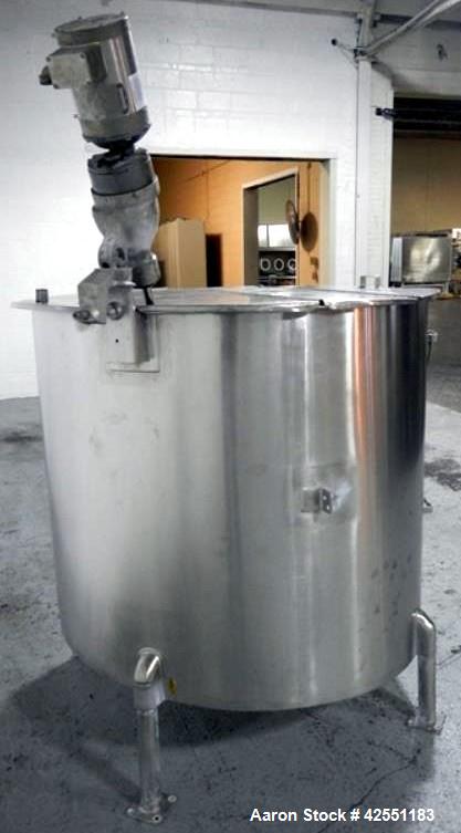 Used Bush Tank, 425 gallon, stainless steel construction, approximately 52" diameter x 48" straight side, open top with cover, flat slopping bottom, 2" bottom outlet, clamp on .5 hp, 230/460 volt Che...