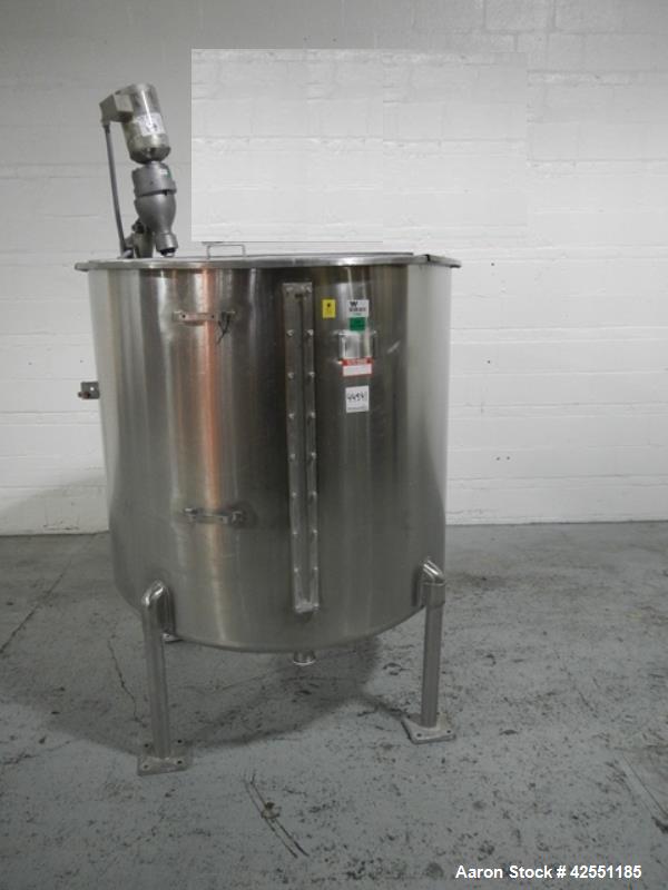 Used Bush Tank, 425 gallon, stainless steel construction, approximately 52" diameter x 48" straight side, open top with cover, flat slopping bottom, 2" bottom outlet, clamp on .5 hp, 230/460 volt Che...