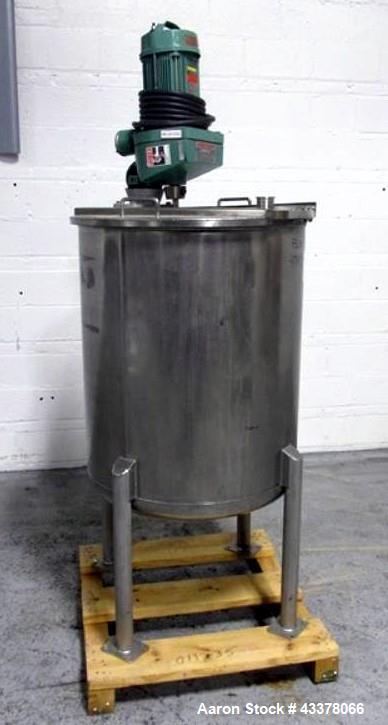 Used Tank, 100 Gallon, Stainless Steel. Approximately 30" diameter x 36" straight side, flat top, dished bottom, top entering 1.74 hp Lightnin agitator, model XD-174, with (3) tier (3) blade agitator...