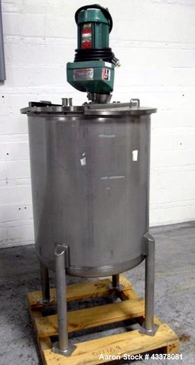 Used Tank, 100 Gallon, Stainless Steel. Approximately 30" diameter x 36" straight side, flat top, dished bottom, top entering 1.74 hp Lightnin agitator, model XD-174, with (3) tier (3) blade agitator...