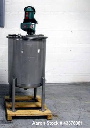 Used Tank, 100 Gallon, Stainless Steel. Approximately 30" diameter x 36" straight side, flat top, dished bottom, top entering 1.74 hp Lightnin agitator, model XD-174, with (3) tier (3) blade agitator...