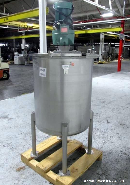 Used Tank, 100 Gallon, Stainless Steel. Approximately 30" diameter x 36" straight side, flat top, dished bottom, top entering 1.74 hp Lightnin agitator, model XD-174, with (3) tier (3) blade agitator...