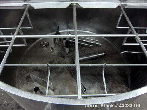 Used 450 Gallon Stainless Steel Tank