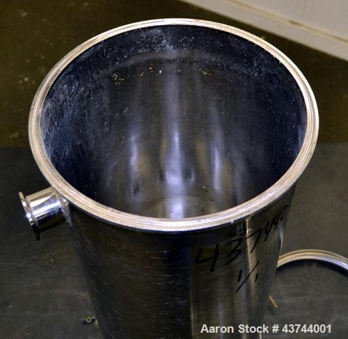 Used- 8-1/2 Gallon Stainless Steel Tank