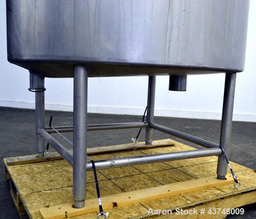 Used 325 Gallon Stainless Steel Tank