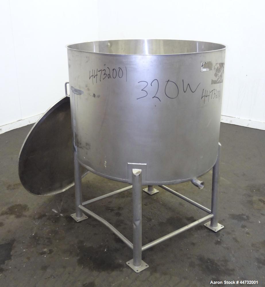 Used Tank, 125 Gallon, 304 Stainless Steel, Vertical. Approximately 38" diameter x 27" straight side. Flat open top with a 1 piece cover, sloped bottom. 1-1/2" Tri-clamp off center bottom outlet. Mou...