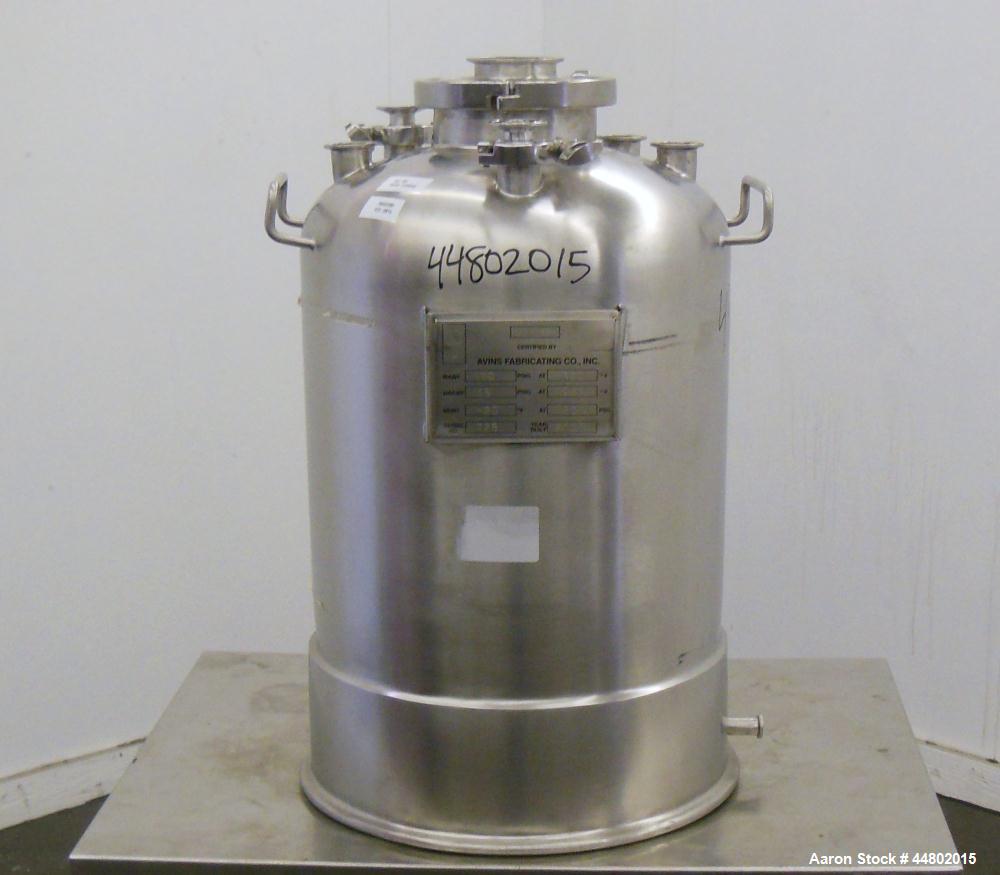 Used 10 Gallon Stainless Steel Avins Fabricating Pressure Tank
