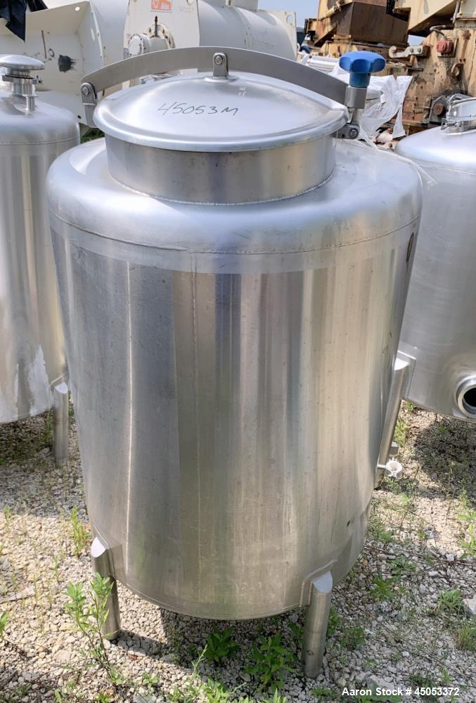 Used- Stainless Steel Tank, Approximate 135 Gallon, 304 Stainless Steel, Vertical. Approximate 33" diameter x 37" straight s...