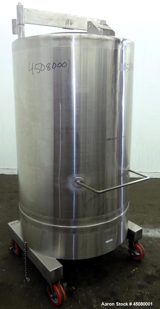 Used 200 Gallon Stainless Steel Tank
