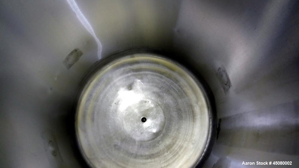 Used 200 Gallon 304 Stainless Steel Tank