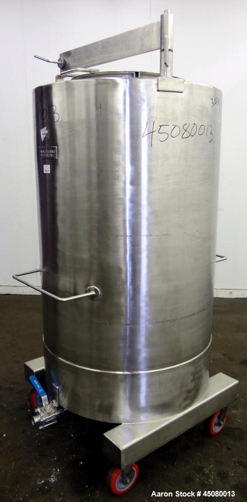 Used 200 Gallon Stainless Steel Tank