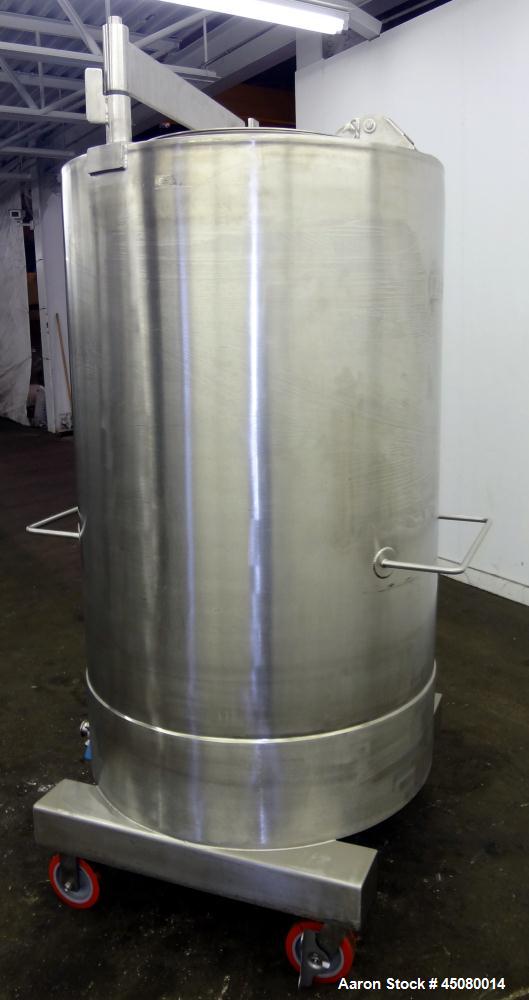 Used 200 Gallon Stainless Steel Tank