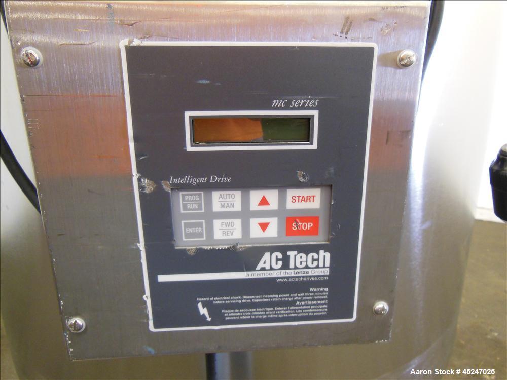 Used 225 Gallon Stainless Steel MW Bulling Metal Works Tank, Model MBI610H55