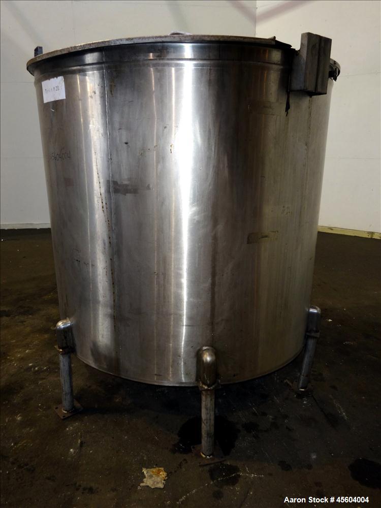 Used 450 Gallon Stainless Steel Tank