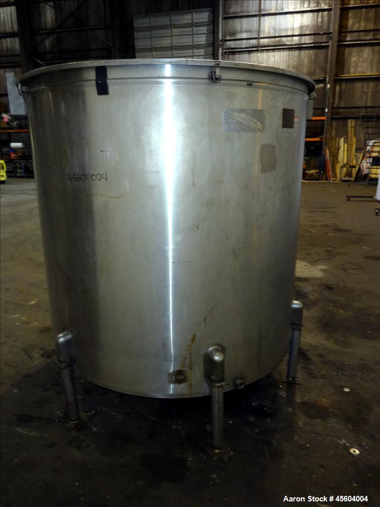 Used 450 Gallon Stainless Steel Tank