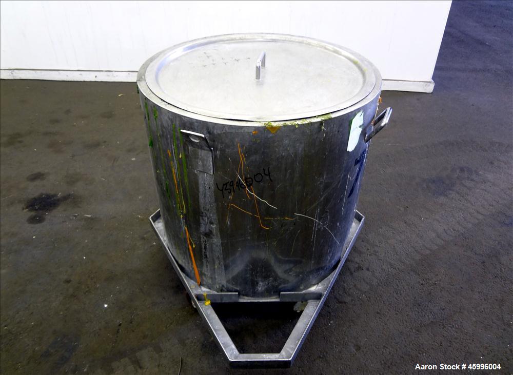 Used Tank, Approximate 60 Gallon, 304 Stainless Steel, Vertical