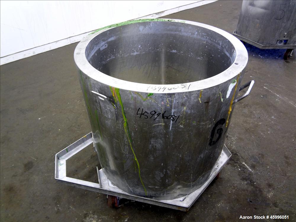 Used Tank, Approximate 60 Gallon, 304 Stainless Steel, Vertical.