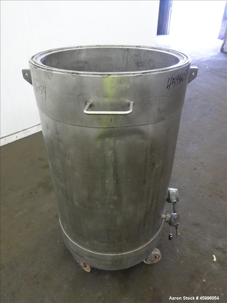 Used- Tank, Approximate 50 Gallon, 304 Stainless Steel, Jacketed, Vertical. 24" Diameter x 27" straight side. Open top, dish...