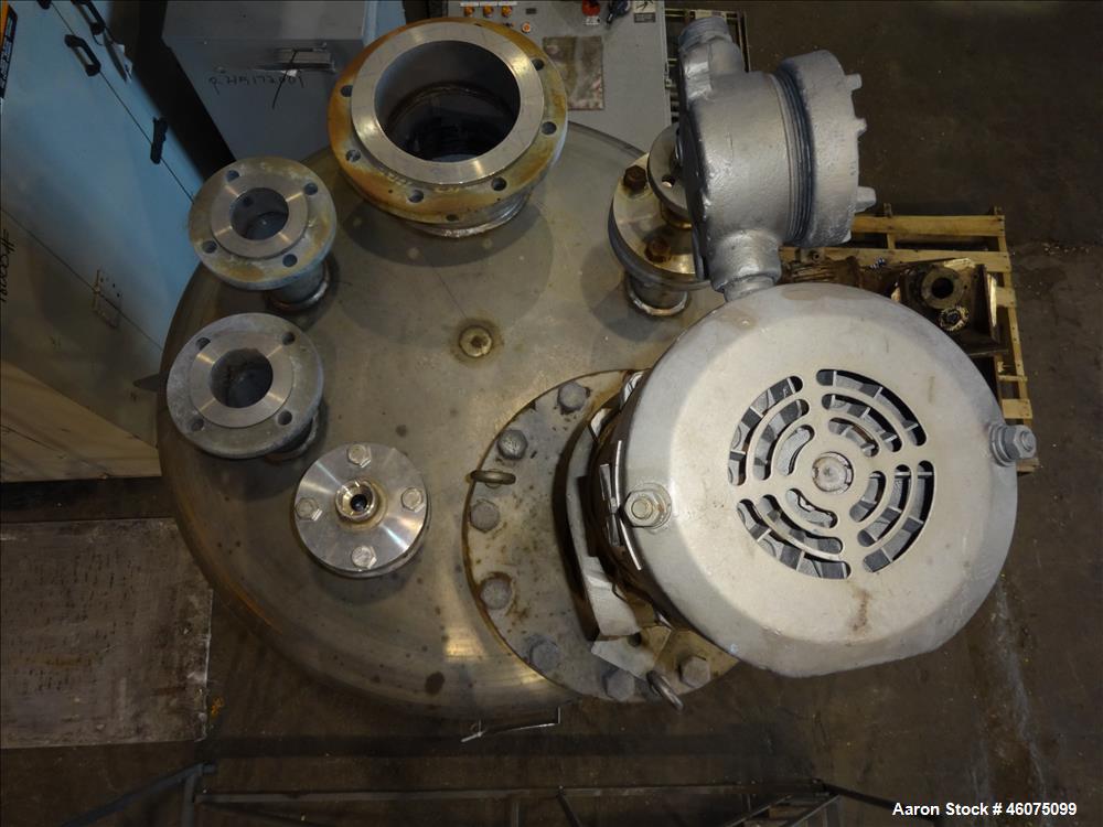 Used Tank, 225 Gallon, 304 Stainless Steel, Vertical. Approximate 42" diameter x 34" straight side, dished top & bottom. Off center top entering Lightnin agitator, model XJSS, serial# R0060117001. Ap...