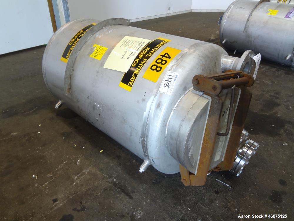 Used Tank, 225 Gallon, 304 Stainless Steel, Vertical. Approximate 36" diameter x 48" straight side, dished top & bottom. Top openings: 20" manway with cover, 8", 4", (2) 2", 1". 2" center bottom outl...