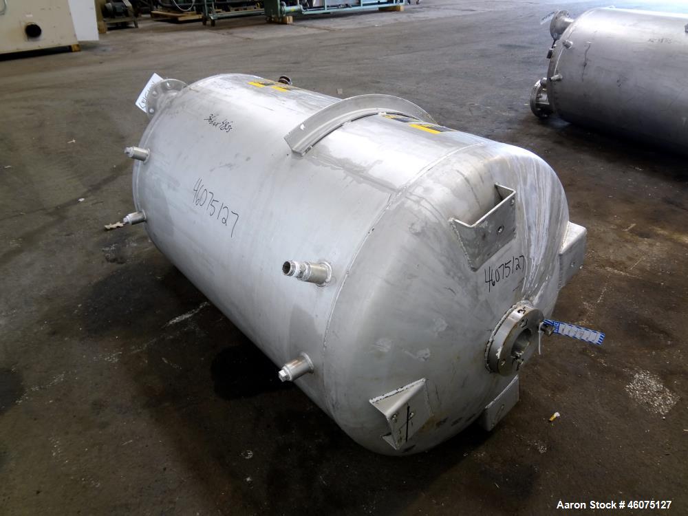 Used Tank, 225 Gallon, 304 Stainless Steel, Vertical. Approximate 36" diameter x 48" straight side, dished top & bottom. Lightnin air operated agitator model EKXJAC-33, serial# R0032770006. Shaft and...