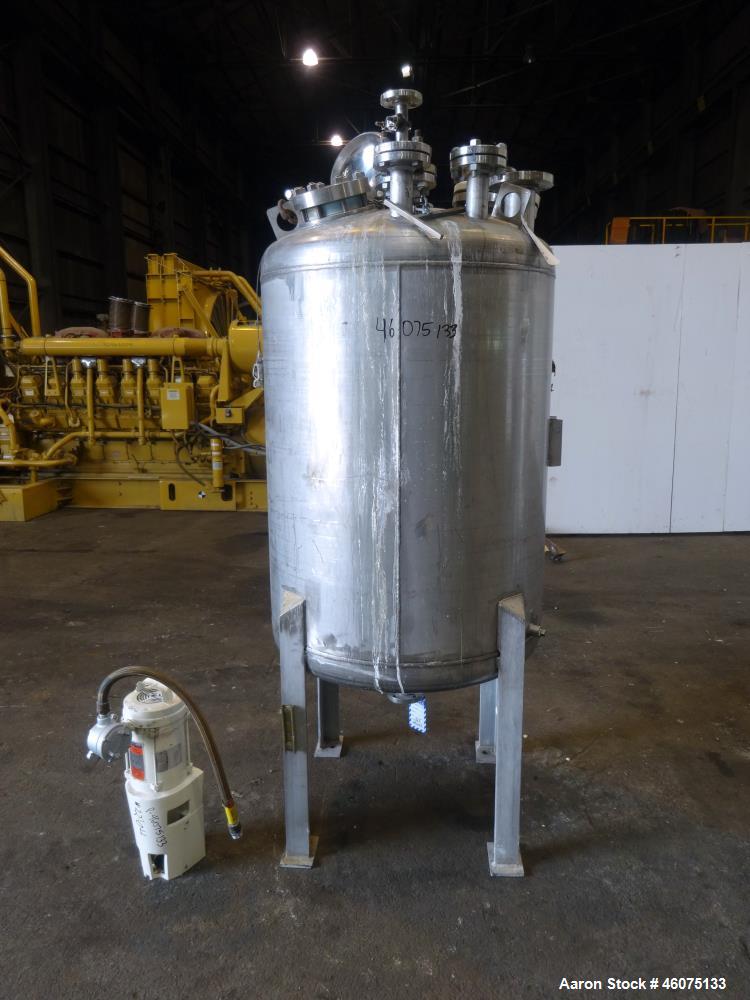 Used Tank, 200 Gallon, 316 Stainless Steel, Vertical. Approximate 36" diameter x 43" straight side, dished top & bottom. Off center top entering Lightnin agitator, model EKXJAC-43, serial# 93/B35832-...