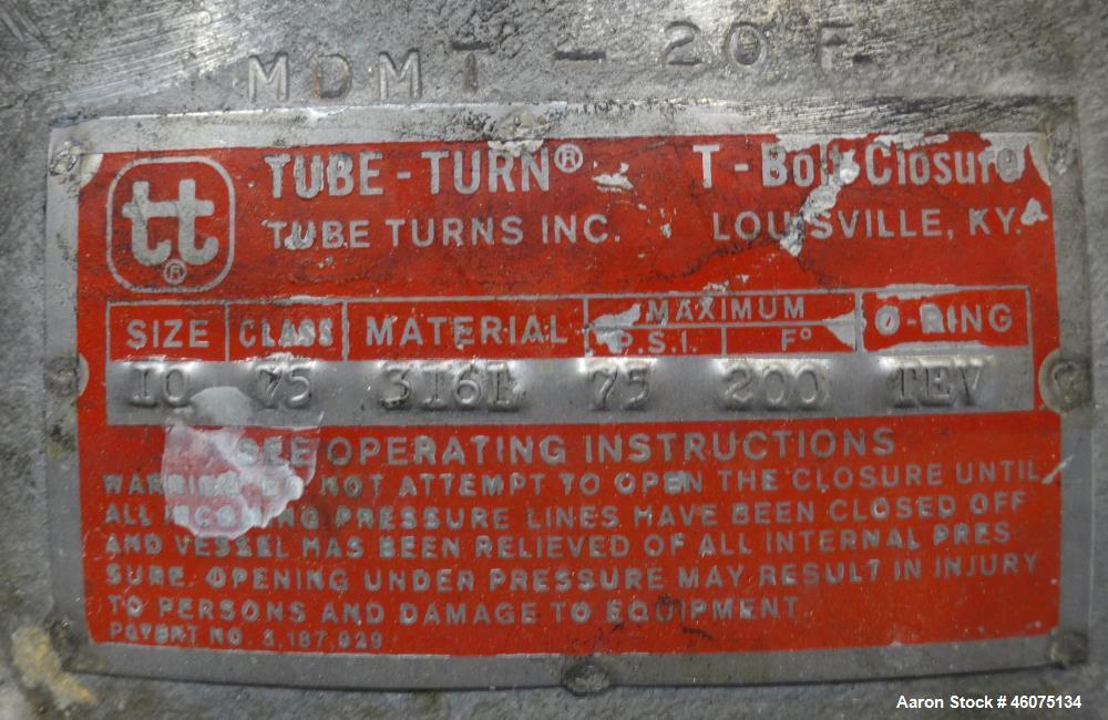 Used Tank, 200 Gallon, 316 Stainless Steel, Vertical. Approximate 36" diameter x 43" straight side, dished top & bottom. Off center top entering Lightnin agitator, model EKXJAC-43, serial# 93/B35832-...
