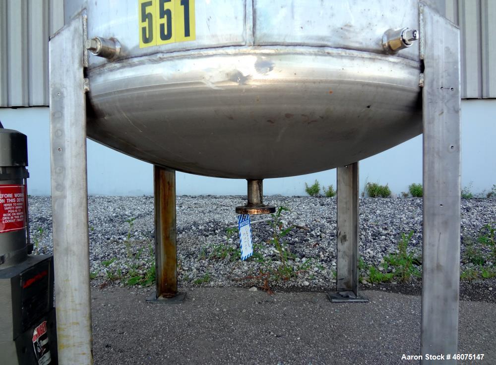 Used Tank, 275 Gallon, 316 Stainless Steel, Vertical. Approximate 42" diameter x 43" straight side, dished top & bottom. Off center top entering air operated Lightnin agitator, model EKXJAC-100, seri...
