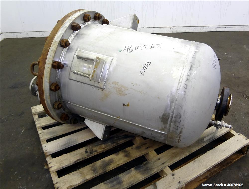 Used Tank, 50 Gallon, 304 Stainless Steel, Vertical. Approximate 24" diameter x 24" straight side, flat bolt top, dished bottom. Top openings: (2) 2", (2) 4", (1) 1-1/2", (1) 1". 3" Center bottom out...