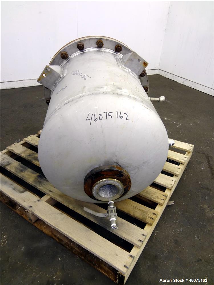 Used Tank, 50 Gallon, 304 Stainless Steel, Vertical. Approximate 24" diameter x 24" straight side, flat bolt top, dished bottom. Top openings: (2) 2", (2) 4", (1) 1-1/2", (1) 1". 3" Center bottom out...
