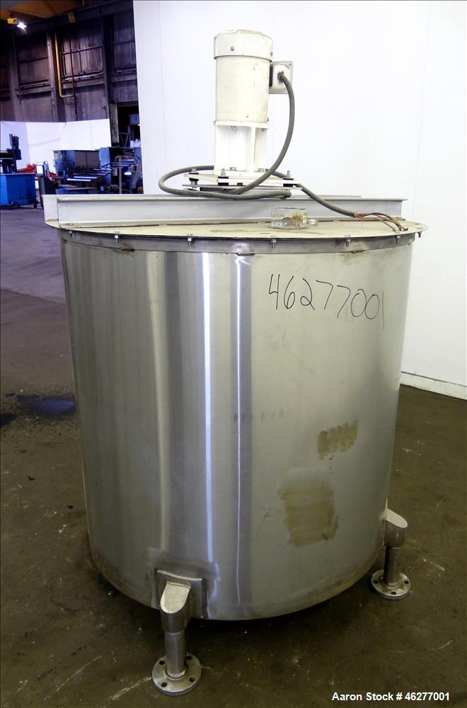 Used Tank, Approximately 320 Gallons, 304 Stainless Steel, Vertical. Approximately 45" diameter x 44" straight side. Flat top, sloped bottom. Carbon steel bridge with Sharpe disperser, model FDP-100,...