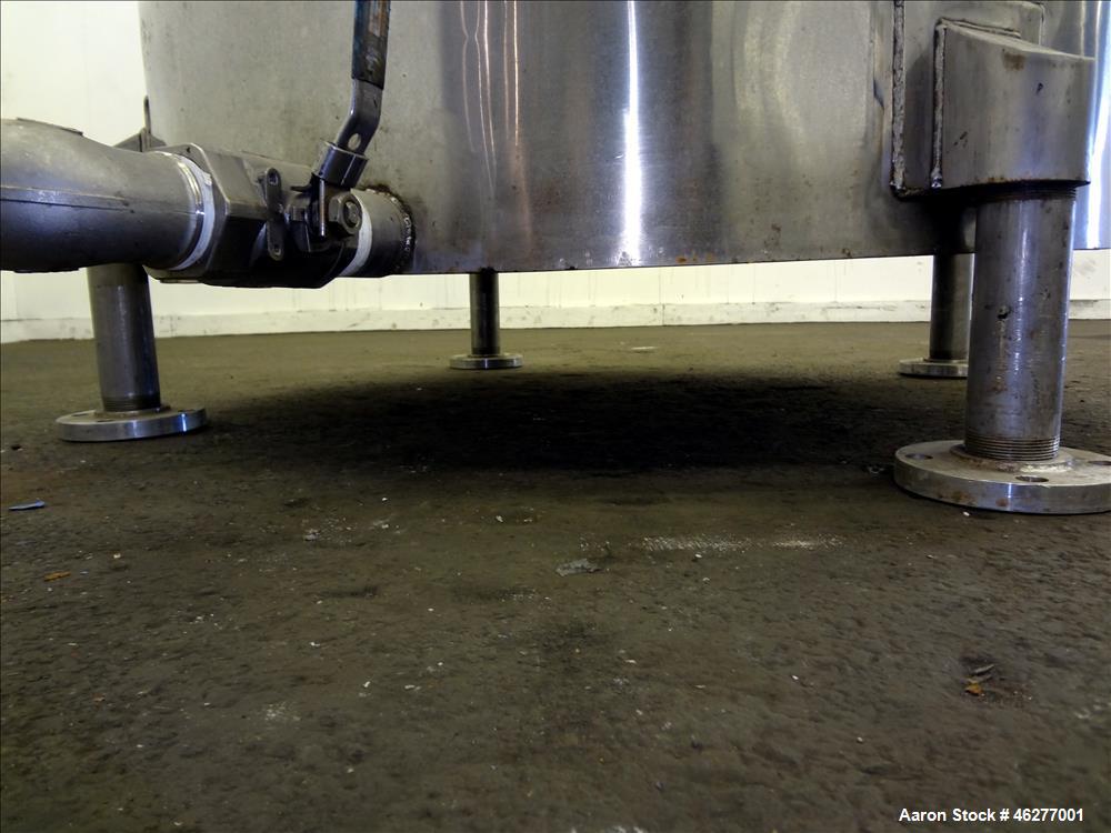Used Tank, Approximately 320 Gallons, 304 Stainless Steel, Vertical. Approximately 45" diameter x 44" straight side. Flat top, sloped bottom. Carbon steel bridge with Sharpe disperser, model FDP-100,...