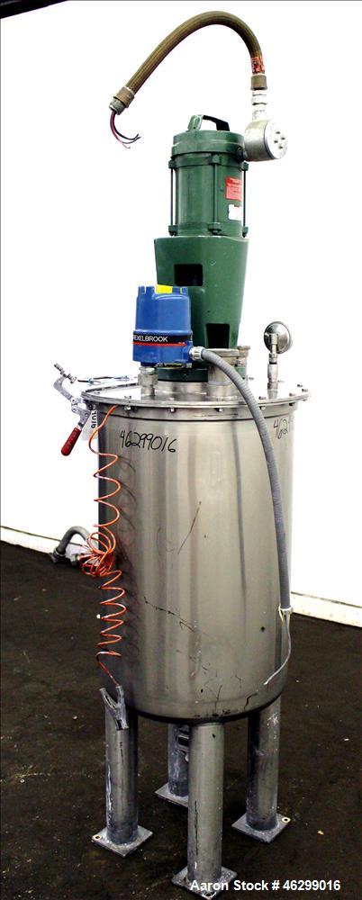 Used Tank, Approximately 40 Gallons, 304 Stainless Steel, Vertical. 20" Diameter x 30" straight side. Bolt-on flat top with 1/4 hinged cover, dished bottom. Top entering Lightnin agitator model XJC-3...