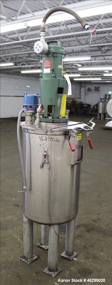 Used- Tank, Approximately 40 Gallons, 304 Stainless Steel, Vertical. 20" Diameter x 30" straight side. Bolt-on flat top with...