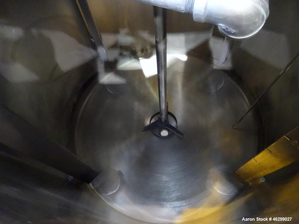 Used Tank, Approximately 80 Gallons, 304 Stainless Steel, Vertical. 30" Diameter x 28" straight side. Bolt-on flat top with 1/3 hinged cover, dished bottom. Top entering Lightnin agitator model XJC-3...