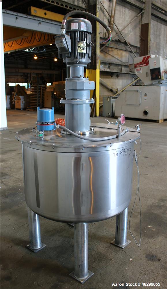 Used Tank, Approximately 120 Gallons, 304 Stainless Steel, Vertical. 40" Diameter x 22" straight side. Bolt-on flat top with 1/4 hinged cover, dished bottom. Top entering agitator, with 2" diameter s...