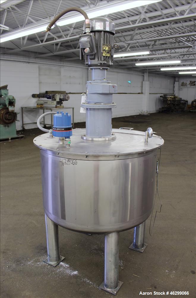 Used Tank, Approximately 120 Gallons, 304 Stainless Steel, Vertical. 40" Diameter x 22" straight side. Bolt-on flat top with 1/4 hinged cover, dished bottom. Top entering agitator, with 2" diameter s...